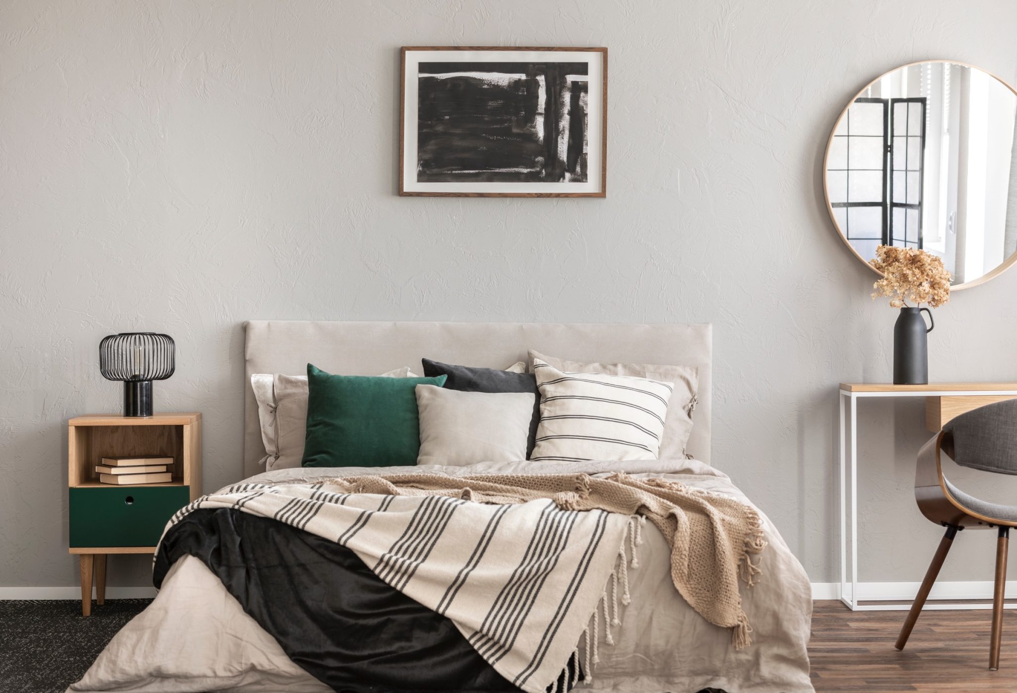 Tips for hanging pictures and decor in your apartment